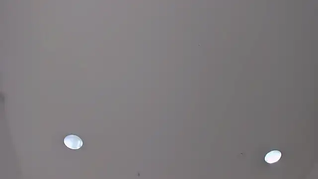 Snapshot of scarletross_ chatting on February 15, 2026, 2:58 pm scarletross online show from February 15, 2026, 2:58 pm