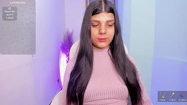 Snapshot of PauliinaBelle_ chatting on February 19, 2026, 2:02 pm PauliinaBelle online show from February 19, 2026, 2:02 pm