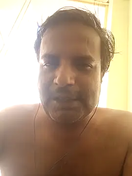 Snapshot of vardh033 chatting on September 10, 2025, 10:37 am vardh033 online show from September 10, 2025, 10:37 am