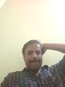 Snapshot of vardh033 chatting on September 19, 2025, 2:51 pm vardh033 online show from September 19, 2025, 2:51 pm