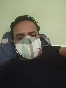 Snapshot of vardh033 chatting on October 6, 2025, 11:51 am vardh033 online show from October 6, 2025, 11:51 am