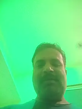 Snapshot of vardh033 chatting on October 7, 2025, 4:59 pm vardh033 online show from October 7, 2025, 4:59 pm
