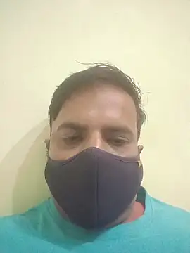 Snapshot of vardh033 chatting on October 10, 2025, 5:23 pm vardh033 online show from October 10, 2025, 5:23 pm