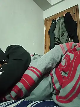 vardh033 online show from January 5, 2026, 5:27 pm