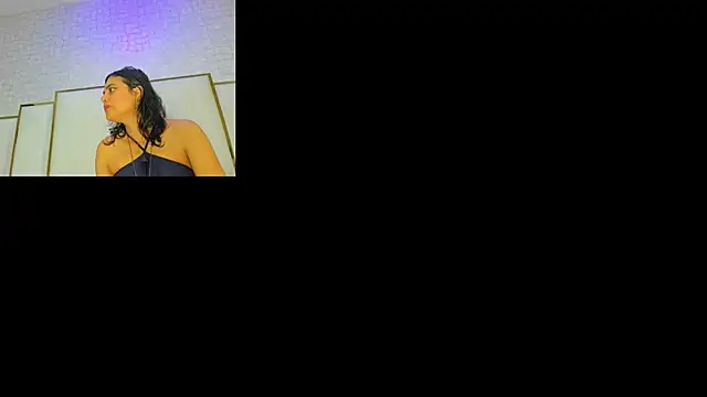 Snapshot of thalia888_ chatting on April 7, 2026, 7:03 pm thalia888 online show from April 7, 2026, 7:03 pm