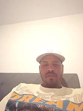 Danypeluche online show from November 2, 2025, 5:10 am