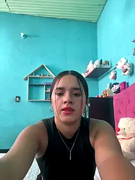 Snapshot of Luciaparker03 chatting on September 26, 2025, 6:12 pm Luciaparker03 online show from September 26, 2025, 6:12 pm