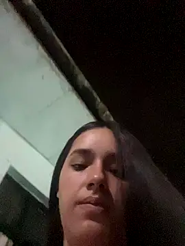 Snapshot of Luciaparker03 chatting on November 7, 2025, 2:55 am Luciaparker03 online show from November 7, 2025, 2:55 am