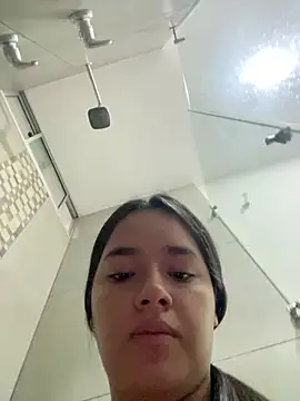 Luciaparker03 online show from July 9, 2026, 12:20 pm