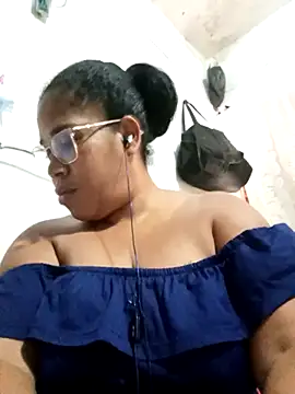 Big ass submissive online show from April 6, 2026, 1:56 pm