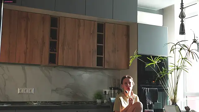 Snapshot of Anny_Molly chatting on November 16, 2025, 6:08 am Anny Molly online show from November 16, 2025, 6:08 am