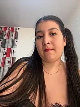 Snapshot of evelyn_1702 chatting on November 28, 2025, 10:56 pm evelyn 1702 online show from November 28, 2025, 10:56 pm