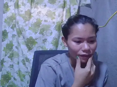 Snapshot of Sweeetgurll chatting on November 9, 2025, 3:05 am Sweeetgurll online show from November 9, 2025, 3:05 am