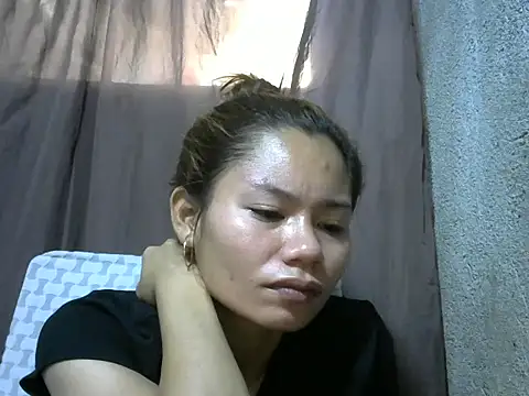 Snapshot of Sweeetgurll chatting on February 25, 2026, 1:26 am Sweeetgurll online show from February 25, 2026, 1:26 am