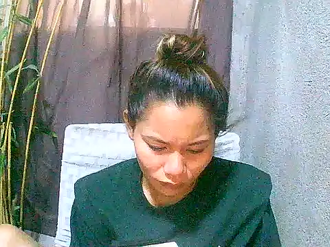 Sweeetgurll online show from May 11, 2026, 9:26 am
