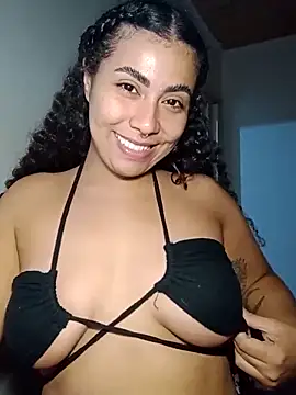 Snapshot of A_maddy chatting on December 16, 2025, 11:21 pm A maddy online show from December 16, 2025, 11:21 pm