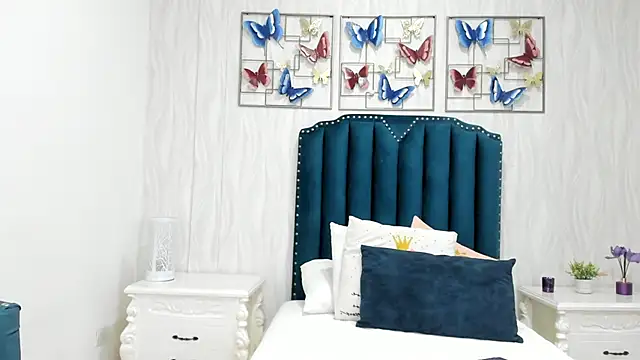 Snapshot of Alison_Carde05 chatting on November 19, 2025, 7:36 pm Alison Carde05 online show from November 19, 2025, 7:36 pm