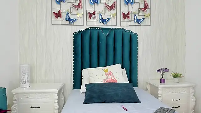 Snapshot of Alison_Carde05 chatting on December 1, 2025, 7:41 pm Alison Carde05 online show from December 1, 2025, 7:41 pm