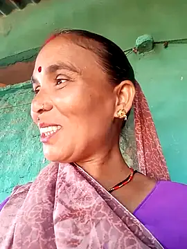 Monika thakurr online show from October 7, 2025, 8:33 am