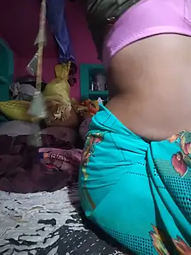 Snapshot of Monika_thakurr chatting on June 10, 2026, 11:09 am Monika thakurr online show from June 10, 2026, 11:09 am