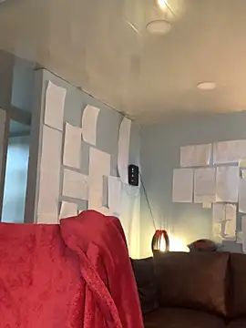 Snapshot of Canneela chatting on December 19, 2025, 12:12 pm Canneela online show from December 19, 2025, 12:12 pm