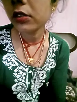 Hot ashna online show from October 1, 2025, 6:14 pm