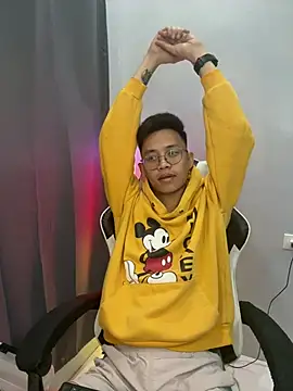 Snapshot of Prince-Harrison chatting on February 18, 2026, 5:20 pm Prince-Harrison online show from February 18, 2026, 5:20 pm