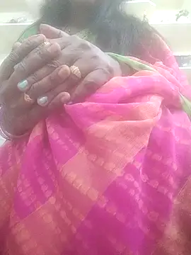 Snapshot of hotmahitha chatting on May 4, 2026, 4:30 am hotmahitha online show from May 4, 2026, 4:30 am