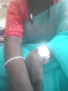 Snapshot of hotmahitha chatting on May 8, 2026, 7:19 pm hotmahitha online show from May 8, 2026, 7:19 pm