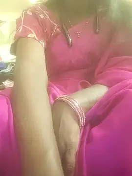 Snapshot of hotmahitha chatting on May 17, 2026, 8:45 am hotmahitha online show from May 17, 2026, 8:45 am