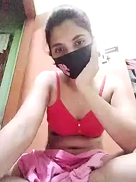 Snapshot of Cute-Runa chatting on August 4, 2026, 4:31 pm Cute-Runa online show from August 4, 2026, 4:31 pm