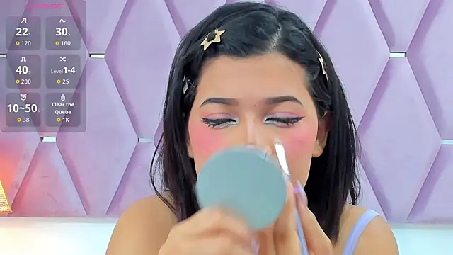 Snapshot of MaskedGirl_ chatting on November 6, 2025, 9:10 am MaskedGirl online show from November 6, 2025, 9:10 am