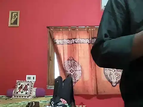 Snapshot of Rajagsmi98 chatting on October 1, 2025, 6:41 am Rajagsmi98 online show from October 1, 2025, 6:41 am