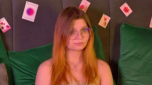 Snapshot of BellaMarebelle chatting on February 14, 2026, 4:53 am BellaMarebelle online show from February 14, 2026, 4:53 am