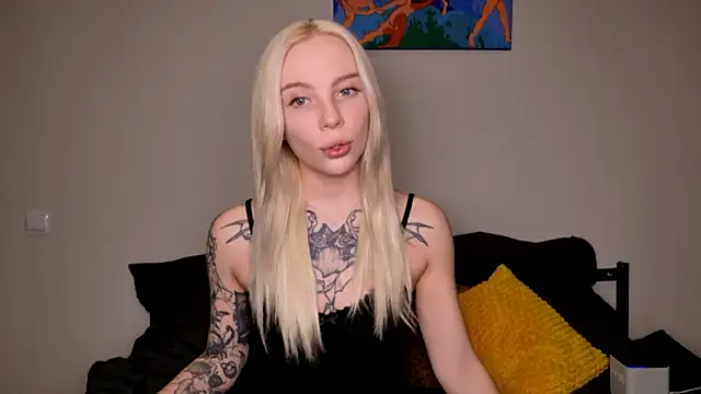 Snapshot of heymilk chatting on February 10, 2026, 6:01 pm heymilk online show from February 10, 2026, 6:01 pm