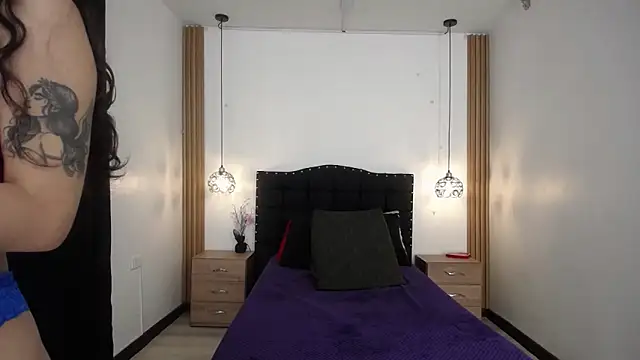 Snapshot of KENDALL_ART chatting on December 5, 2025, 9:00 pm KENDALL ART online show from December 5, 2025, 9:00 pm