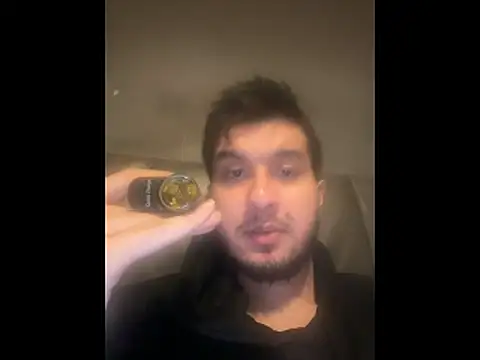 Snapshot of Mrbullied chatting on February 21, 2026, 9:49 pm Mrbullied online show from February 21, 2026, 9:49 pm