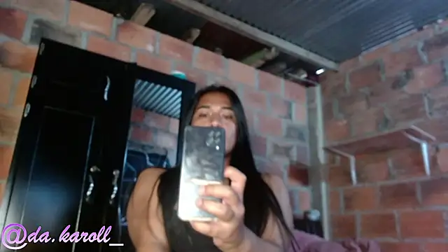  Diviine karoll  online show from September 11, 2025, 7:14 pm