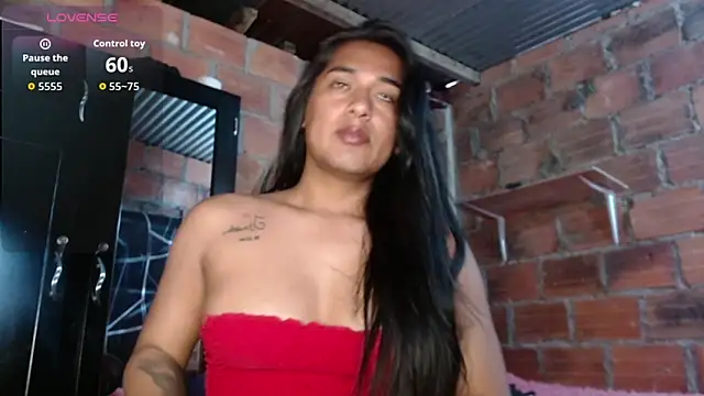  Diviine karoll  online show from September 19, 2025, 5:24 pm