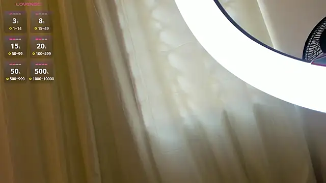 Snapshot of Zahra_milks chatting on March 19, 2026, 1:26 pm Zahra milks online show from March 19, 2026, 1:26 pm