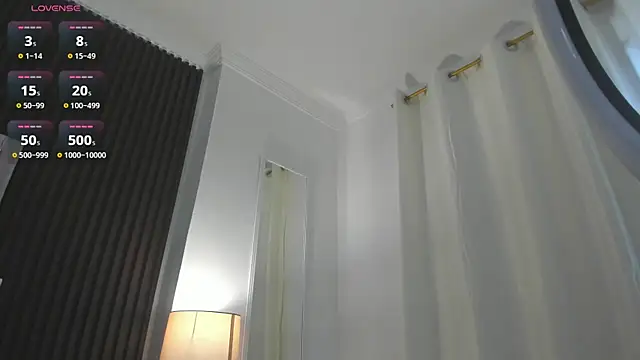 Snapshot of Zahra_milks chatting on April 4, 2026, 1:08 pm Zahra milks online show from April 4, 2026, 1:08 pm