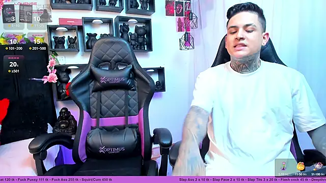 Snapshot of Sarahandzack chatting on October 12, 2025, 4:50 pm Sarahandzack online show from October 12, 2025, 4:50 pm