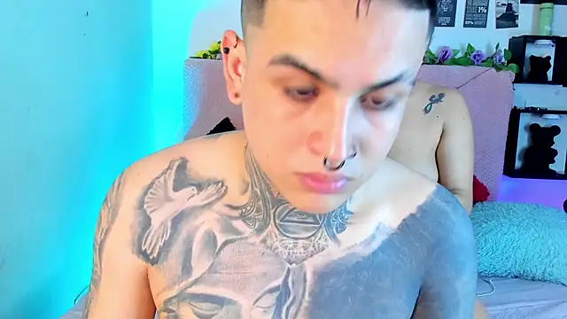 Snapshot of Sarahandzack chatting on November 16, 2025, 6:41 am Sarahandzack online show from November 16, 2025, 6:41 am