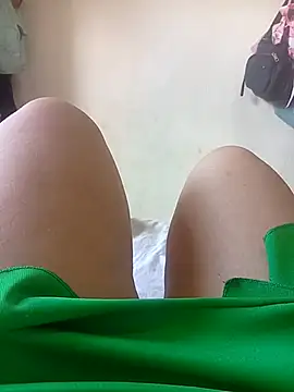 Ravena2290 online show from March 8, 2026, 3:27 pm