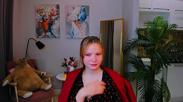 Snapshot of Ginger_Emma chatting on September 9, 2025, 8:08 pm Ginger Emma online show from September 9, 2025, 8:08 pm