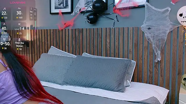 Snapshot of luna_roja25 chatting on October 20, 2025, 1:33 pm luna roja25 online show from October 20, 2025, 1:33 pm