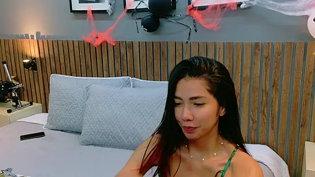 Snapshot of luna_roja25 chatting on October 31, 2025, 1:01 pm luna roja25 online show from October 31, 2025, 1:01 pm