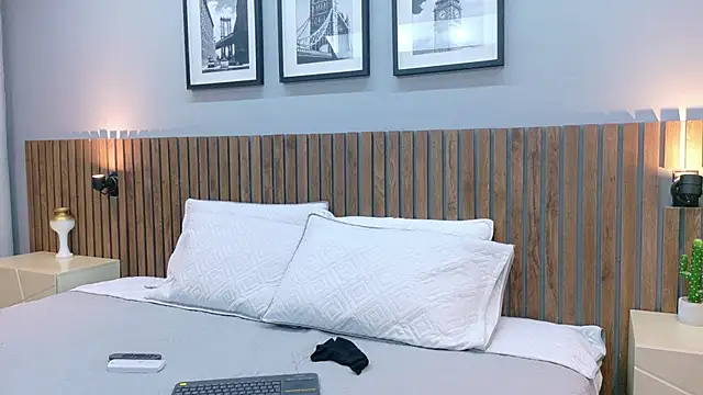 Snapshot of luna_roja25 chatting on November 26, 2025, 1:34 pm luna roja25 online show from November 26, 2025, 1:34 pm