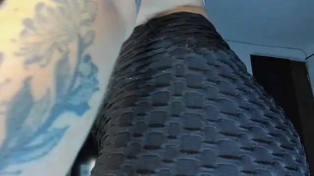 Snapshot of tianastone_ chatting on November 19, 2025, 2:33 am tianastone online show from November 19, 2025, 2:33 am