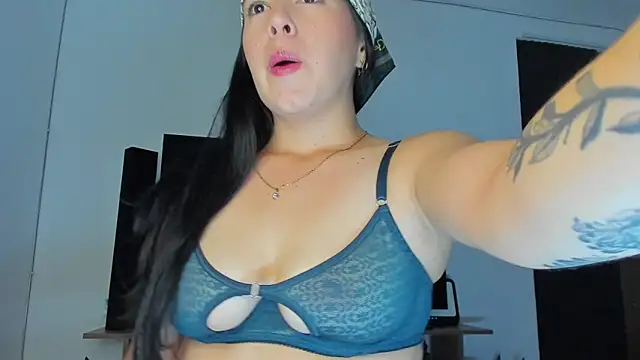 Snapshot of tianastone_ chatting on November 27, 2025, 2:57 am tianastone online show from November 27, 2025, 2:57 am